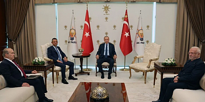Ankara'da tarihi gün: Erdoğan ile Özel bir araya geldi