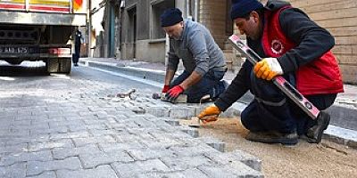 Gemlik'te Yol Yapım Çalışmaları Hız Kesmiyor