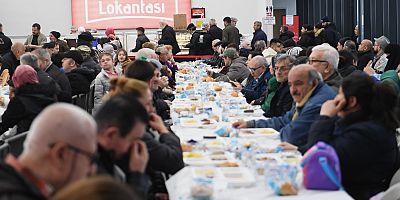 Osmangazi’nin iftar sofraları dolup taşıyor